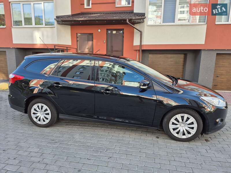 Универсал Ford Focus 2013 в Вараше