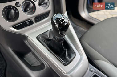 Универсал Ford Focus 2012 в 