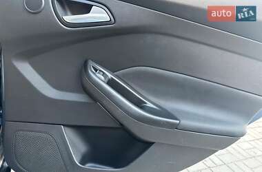 Седан Ford Focus 2018 в 