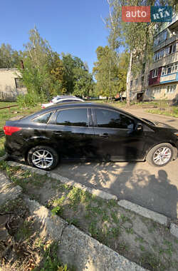 Седан Ford Focus 2015 в 