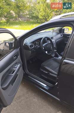 Универсал Ford Focus 2010 в 