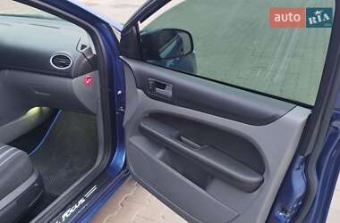 Хэтчбек Ford Focus 2008 в 