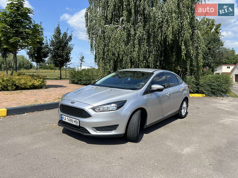 Седан Ford Focus 2015 в Киеве