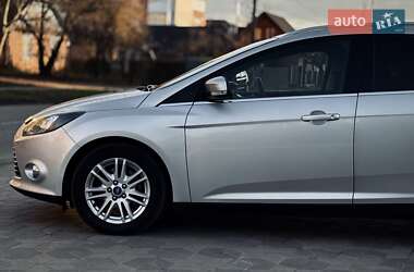 Универсал Ford Focus 2012 в 