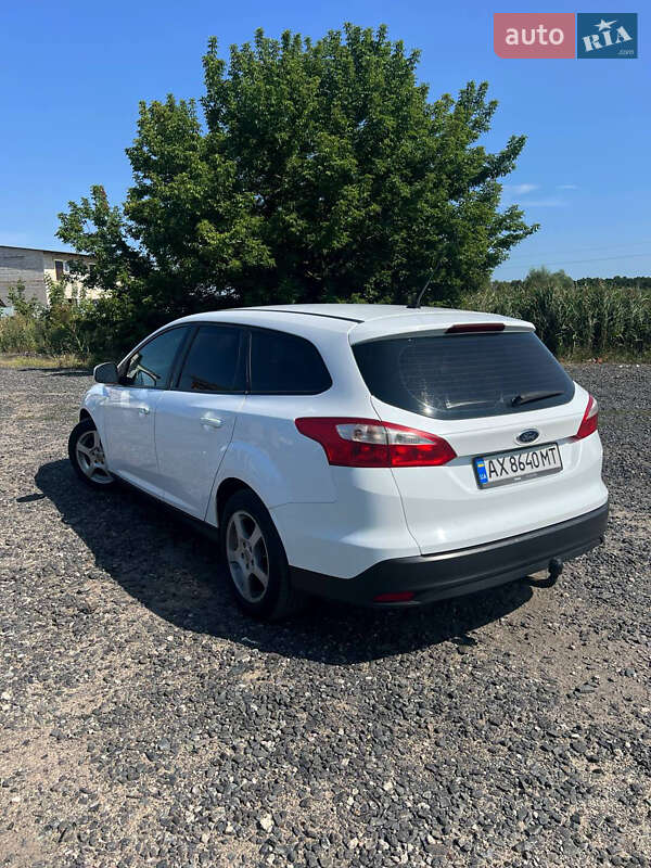 Универсал Ford Focus 2011 в Богодухове