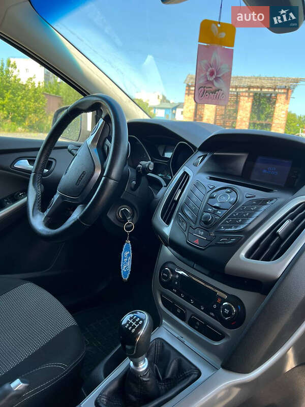 Универсал Ford Focus 2011 в Богодухове