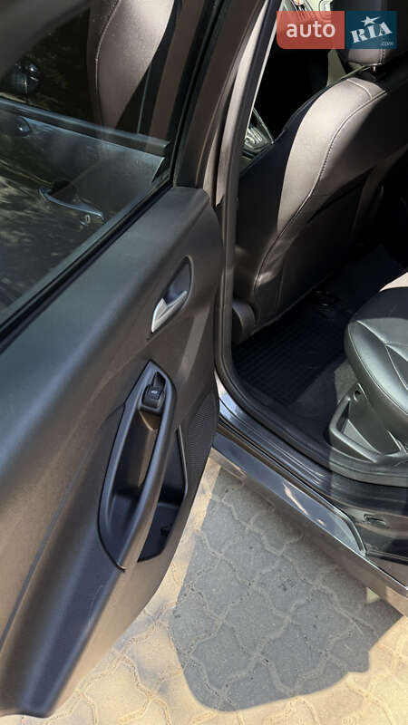 Седан Ford Focus 2015 в Одессе фото 19 Седан Ford Focus 2015 в Одессе