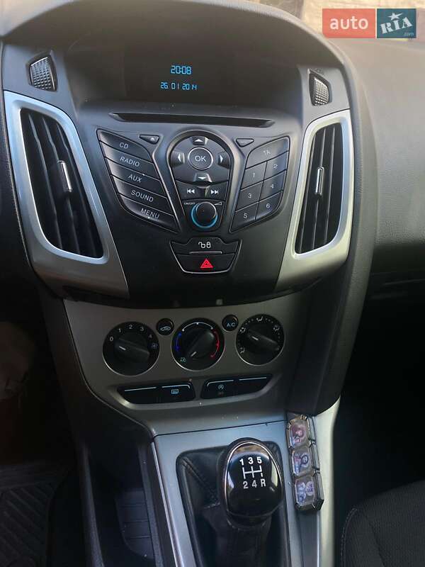 Хэтчбек Ford Focus 2013 в Киеве