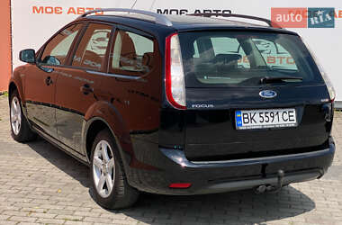Универсал Ford Focus 2011 в 