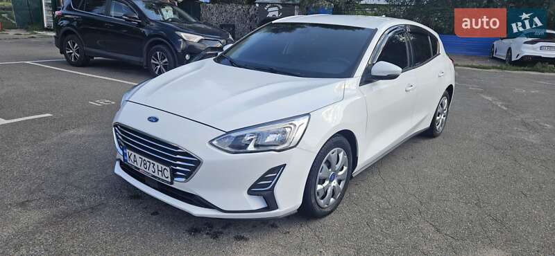 Хэтчбек Ford Focus 2019 в Софиевской Борщаговке