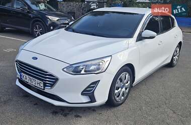 Хэтчбек Ford Focus 2019 в 