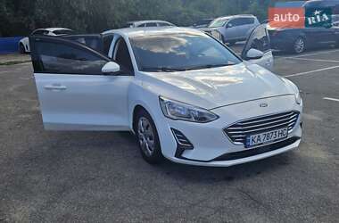 Хэтчбек Ford Focus 2019 в 