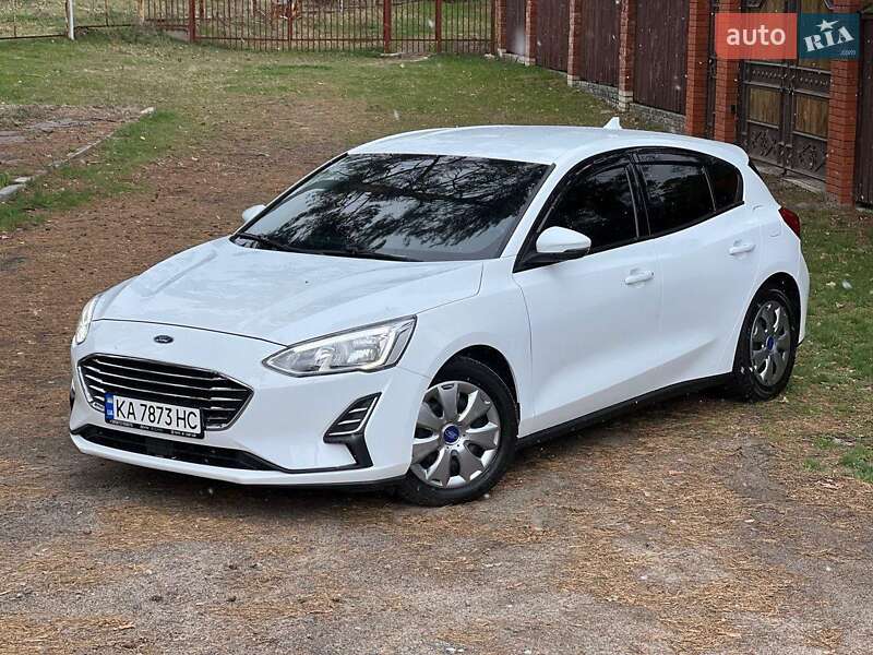 Хэтчбек Ford Focus 2019 в Софиевской Борщаговке