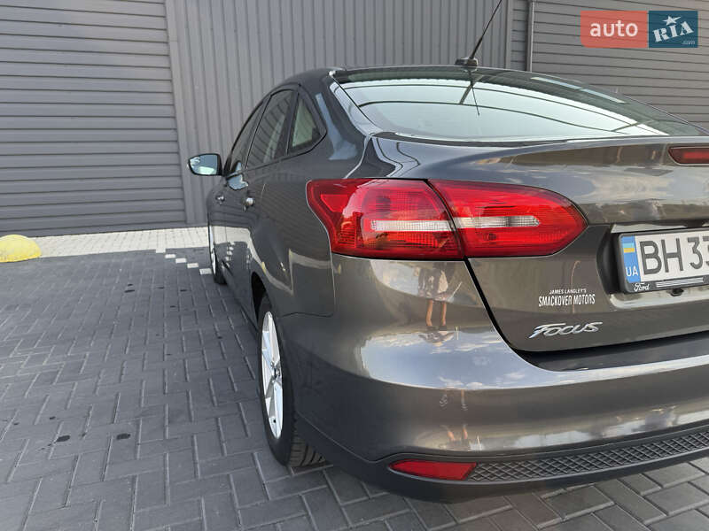 Седан Ford Focus 2015 в Кропивницком