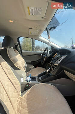 Седан Ford Focus 2012 в 