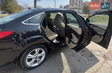 Седан Ford Focus 2012 в 
