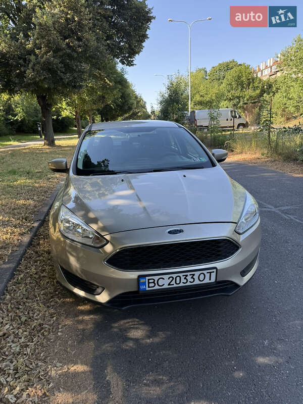 Седан Ford Focus 2017 в 