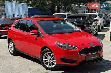 Хэтчбек Ford Focus 2016 в 
