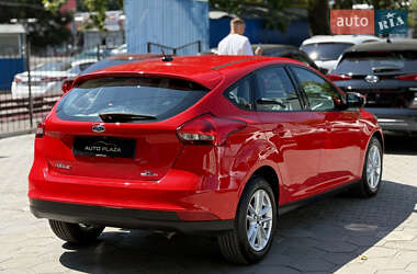 Хэтчбек Ford Focus 2016 в 