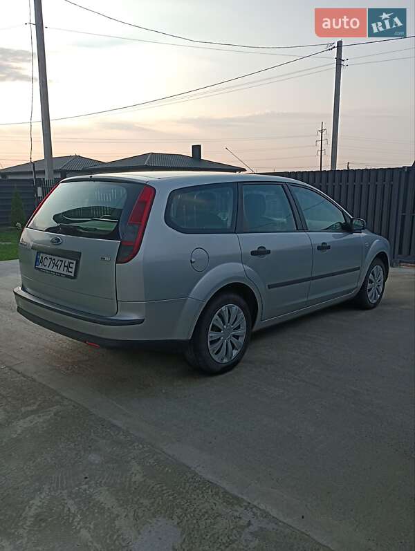 Универсал Ford Focus 2006 в Луцке фото 3 Универсал Ford Focus 2006 в Луцке