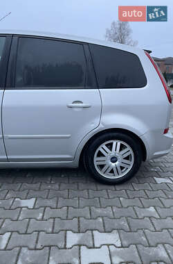Хэтчбек Ford Focus 2007 в 