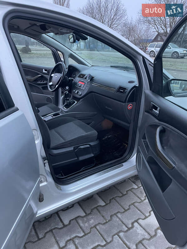 Хэтчбек Ford Focus 2007 в Чемеровцах