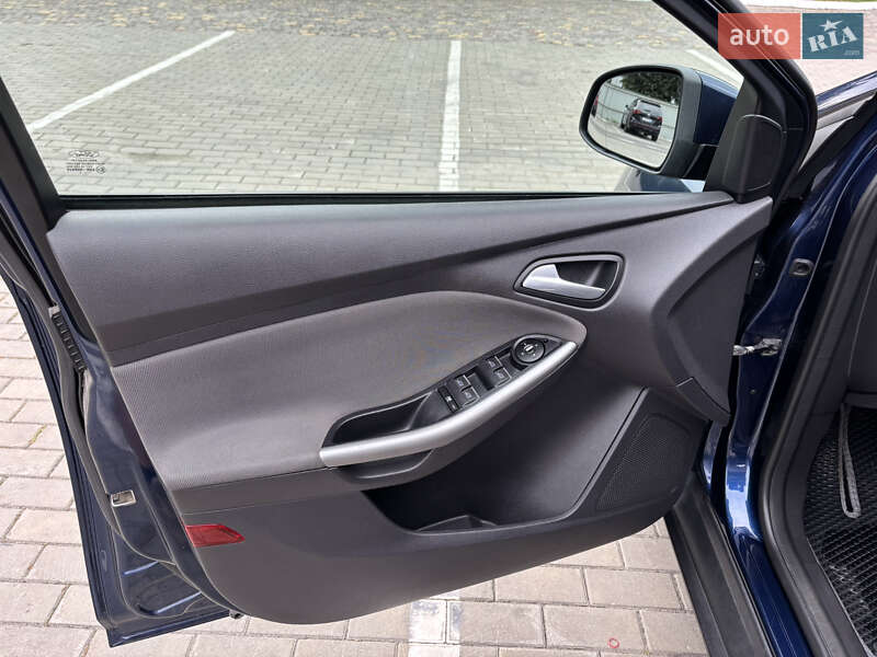 Универсал Ford Focus 2011 в Луцке