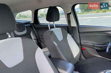 Универсал Ford Focus 2013 в 