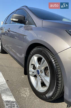 Универсал Ford Focus 2013 в 