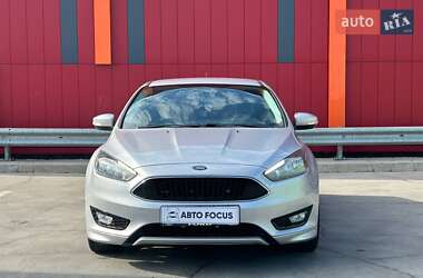 Седан Ford Focus 2016 в 