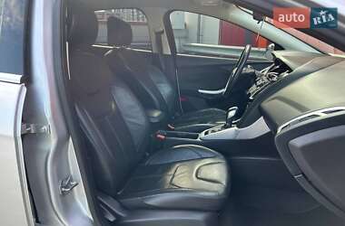 Седан Ford Focus 2016 в 