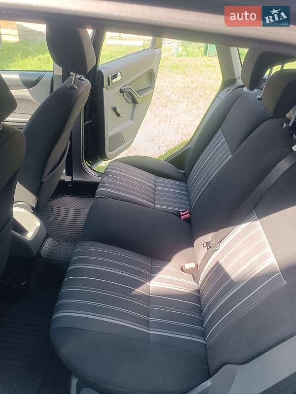 Универсал Ford Focus 2009 в Луцке