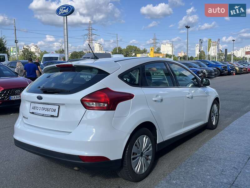 Хэтчбек Ford Focus 2017 в Киеве
