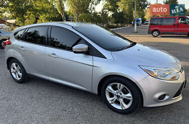 Хэтчбек Ford Focus 2013 в 