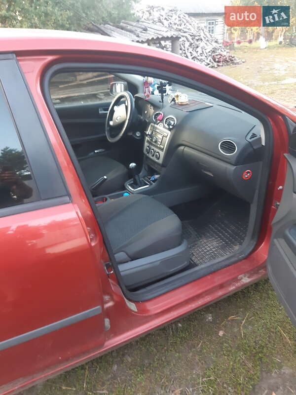 Универсал Ford Focus 2006 в Дубровице фото 2 Универсал Ford Focus 2006 в Дубровице