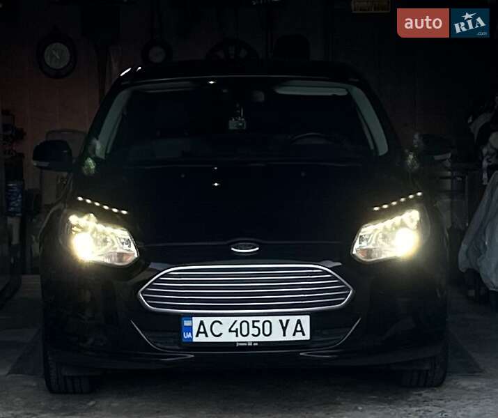Хэтчбек Ford Focus 2013 в Луцке