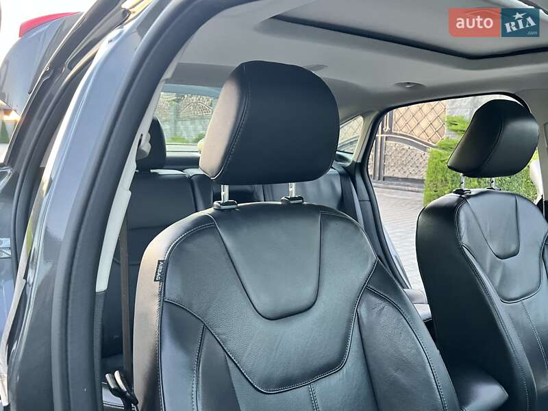 Седан Ford Focus 2015 в Ровно