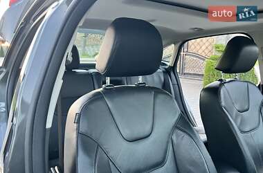 Седан Ford Focus 2015 в 