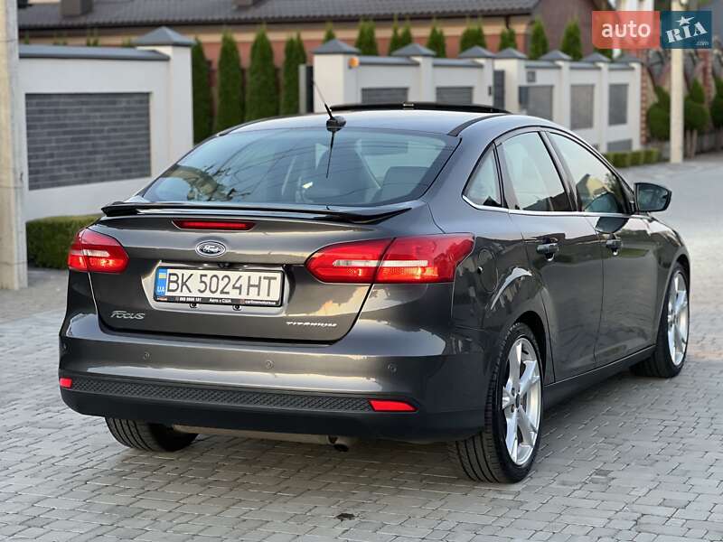 Седан Ford Focus 2015 в Ровно