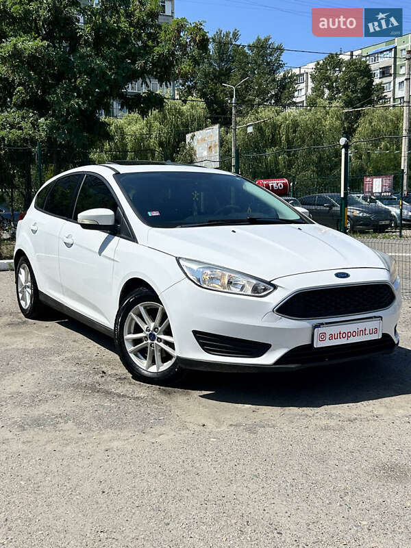 Хэтчбек Ford Focus 2016 в 