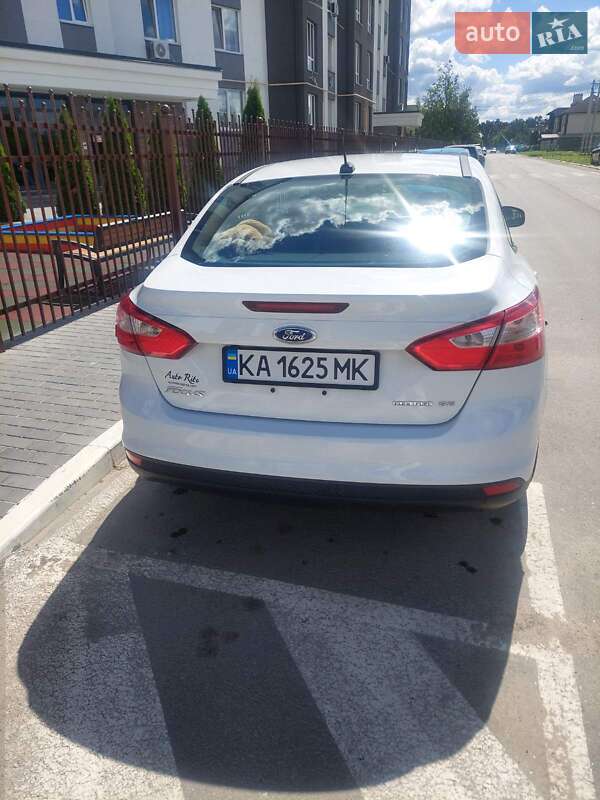 Седан Ford Focus 2013 в Ирпене
