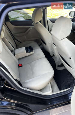 Универсал Ford Focus 2010 в 