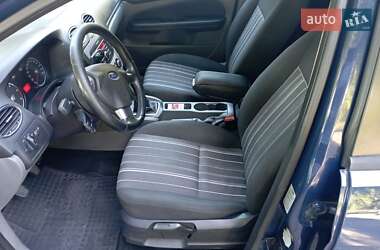 Универсал Ford Focus 2010 в 