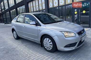 Хэтчбек Ford Focus 2006 в 