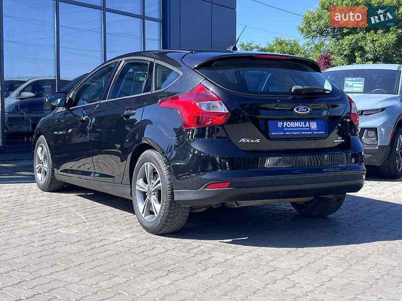Хэтчбек Ford Focus 2014 в Нововолынске