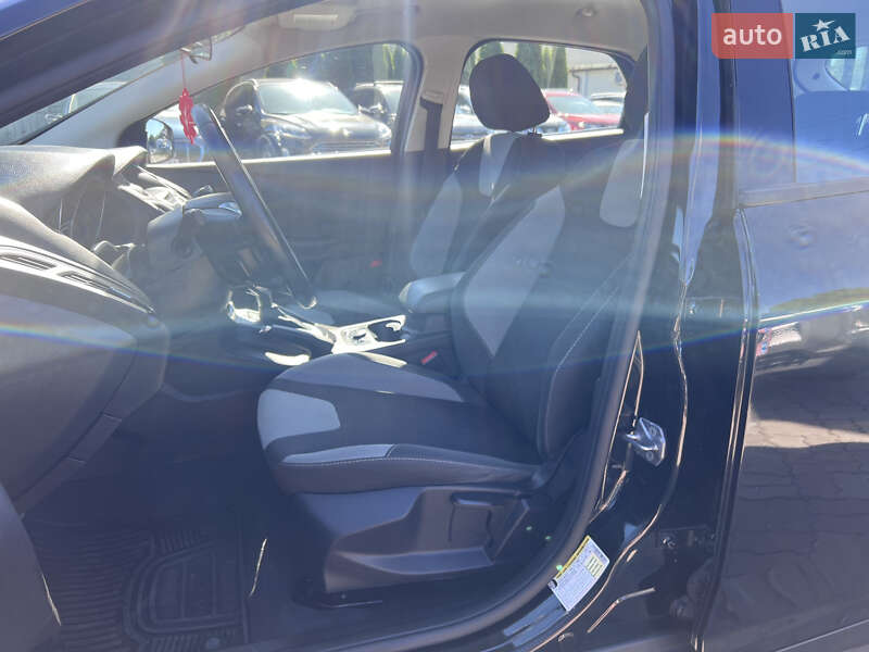 Хэтчбек Ford Focus 2014 в Нововолынске