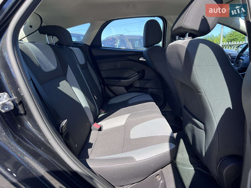 Хэтчбек Ford Focus 2014 в Нововолынске