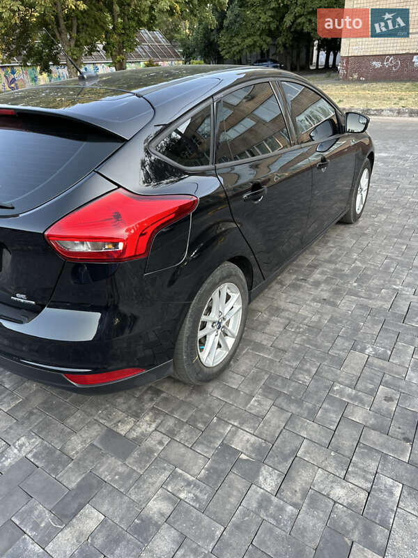 Хэтчбек Ford Focus 2015 в Кривом Роге