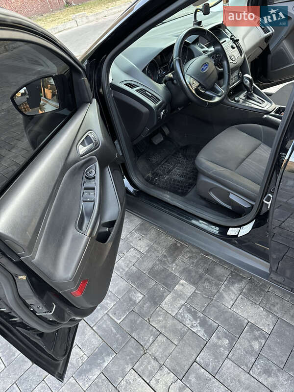 Хэтчбек Ford Focus 2015 в Кривом Роге
