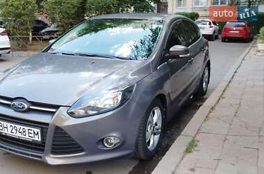 Хэтчбек Ford Focus 2013 в 
